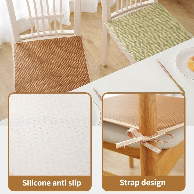 เบาะรองนั่งขนาด 40*40 ซม. ทำจากหวาย กันลื่น เหมาะสำหรับฤดูร้อน