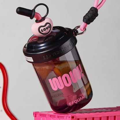 580mlแก้วน้ำพลาสติกแก้วกาแฟ สําหรับผู้หญิง แก้ว ความจุใหญ่ พร้อมฝาปิด พกพาง่าย