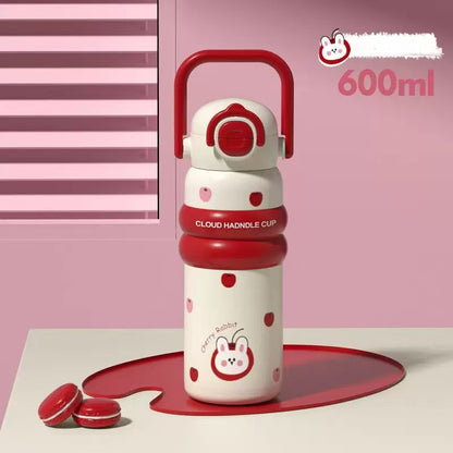 600ml ถ้วยฉนวนสแตนเลส ถ้วยกาแฟสไตล์การ์ตูน การออกแบบฝาสปริง หลอดดื่มตรง ซิลิโคนจับ