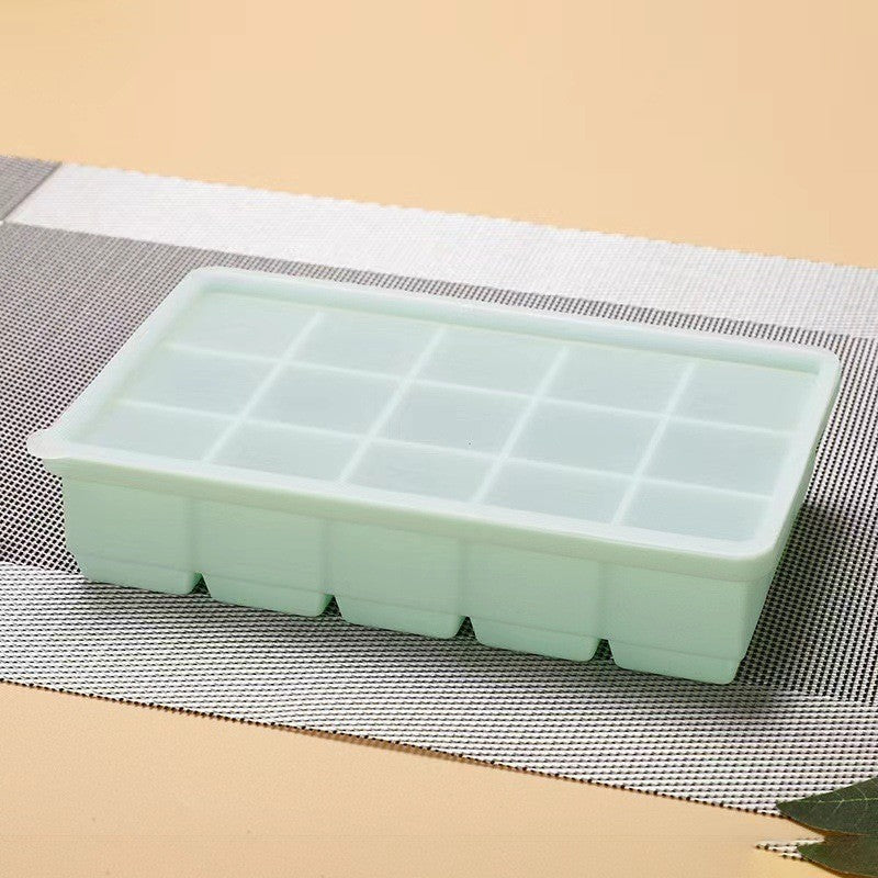 กล่องน้ำแข็ง ถาดทำน้ำแข็ง ถาดแม่พิมพ์ซิลิโคน 4/6ช่อง พร้อมฝาปิด แผลิตจากซิลิโคน