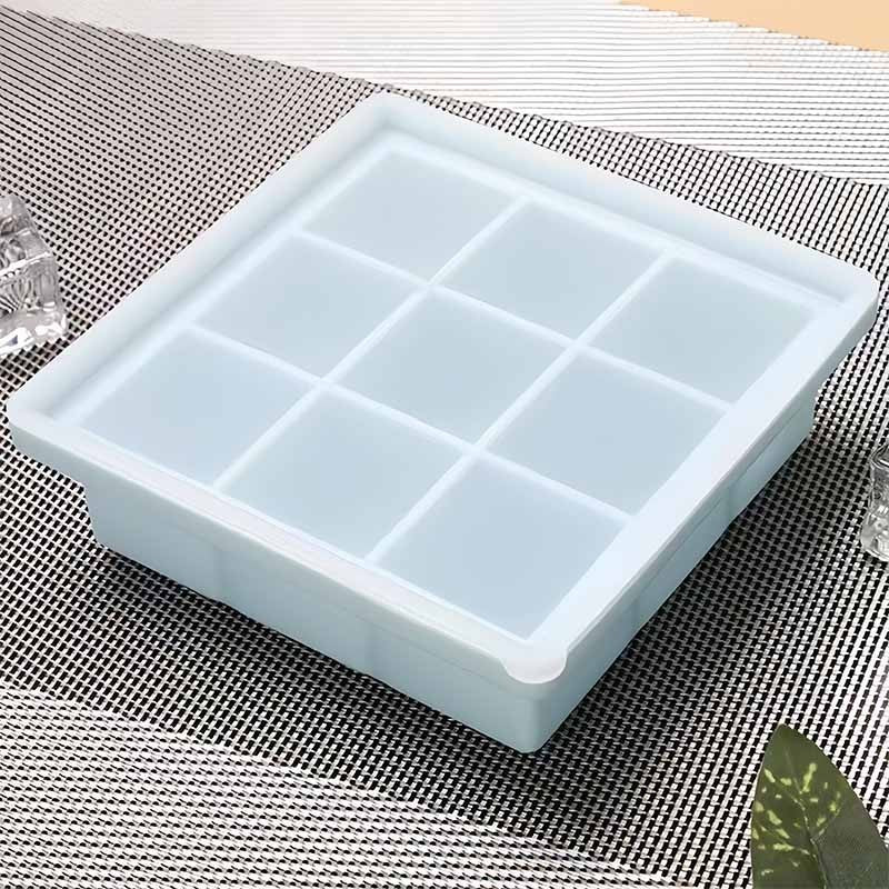 กล่องน้ำแข็ง ถาดทำน้ำแข็ง ถาดแม่พิมพ์ซิลิโคน 4/6ช่อง พร้อมฝาปิด แผลิตจากซิลิโคน